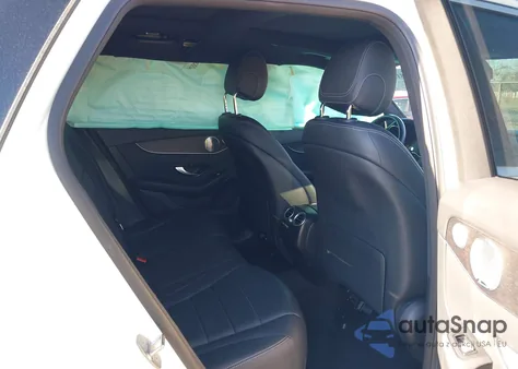 2020 Mercedes-Benz Glc 300 4Matic z USA, uszkodzony, nr VIN WDC0G8EB4LF716707